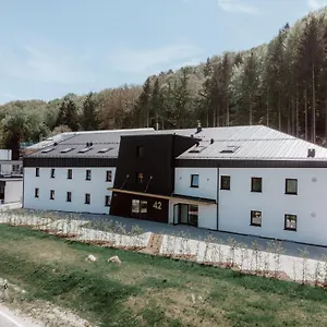Boutique Greenleaf Aparthotel